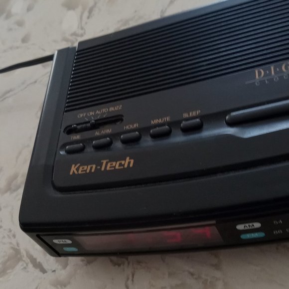 Ken-Tech Digital Radio Clock Tested Working Condition Electric &Battery Operarat - Picture 3 of 7